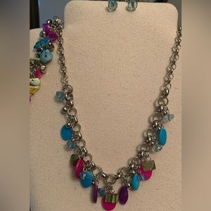 Multicolored Necklace with Matching Earrings & Bracelet